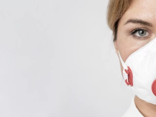 doktorka_maska_respirator