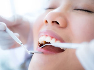 Dentální hygiena, Zubař