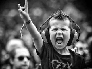 Metal music_dítě_hudba
