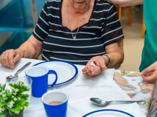 geriatrie, senior, léky