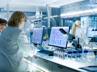 laborator vedci vyzkum