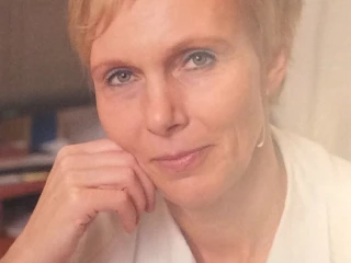 krákorová foto