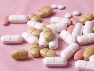 medicína_pilulky_prášky_léky_farmacie_předpis