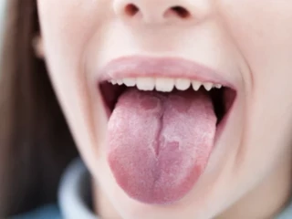 eographic-tongue-365457956