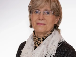 dr. Eva Račická
