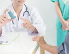 Jak hodnocení biomarkerů pomáhá při rozhodování o léčbě těžkého astmatu
