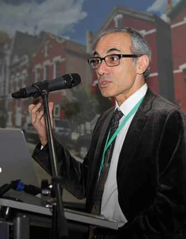 Prof. Fady Charbel, Neurochirurgická klinika University of Illinois, Chicago, USA.