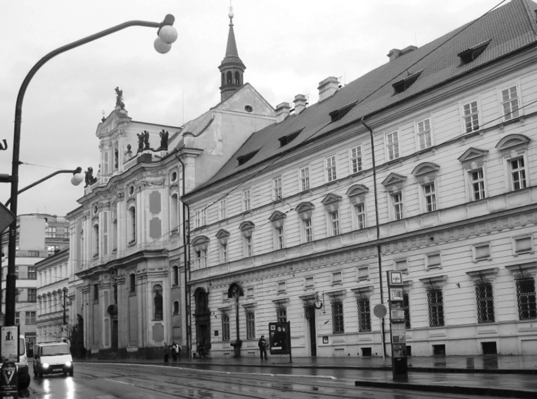 Od roku 2002 je Obezitologická jednotka součástí Endokrinologického ústavu na Národní třídě 8