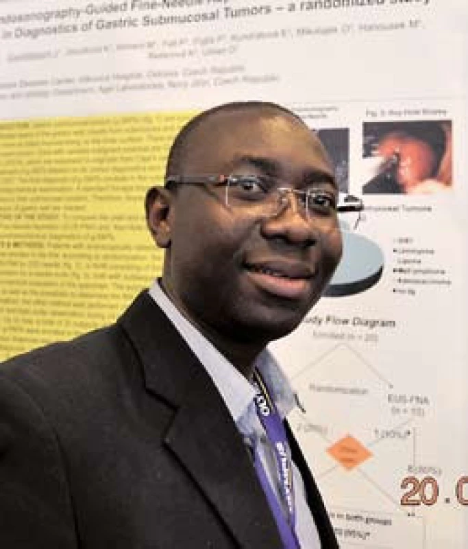 Česká stopa v Lisabonu: dr. Zoundjiekpon před svým posterem.
Fig. 3. Czech participation in Lisbon: dr. Zoundjiekpon in front of his poster.