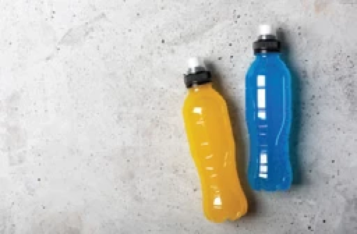 Sportovní nápoje: Gatorade, Powerade, G2. Fig. 􀍼. Sports drinks: Gatorade, Powerade, G2.