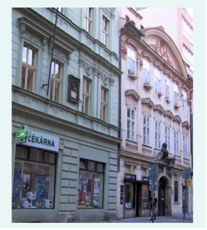 Palackého 5 (vlevo) s bytem Kahlerových
(1876–1881) a Palackého 7 (vpravo) s bytem
F. Palackého a F. L. Riegra