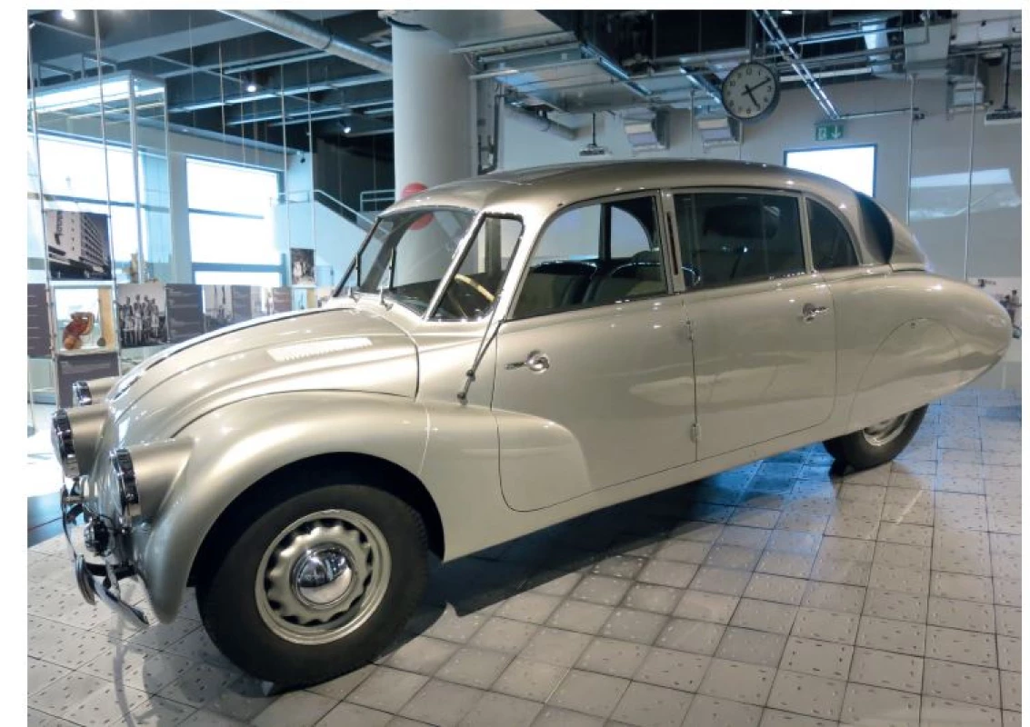  Legendární Tatra Hanzelky a Zikmunda (foto z Muzea H+Z ve Zlíně v roce 2017)