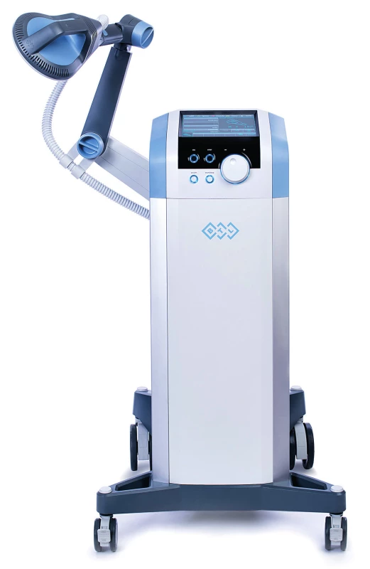 BTL-6000 Super Inductive System s aplikátorem „focus field“. <i>(Zdroj: BTL Industries Ltd.)</i>