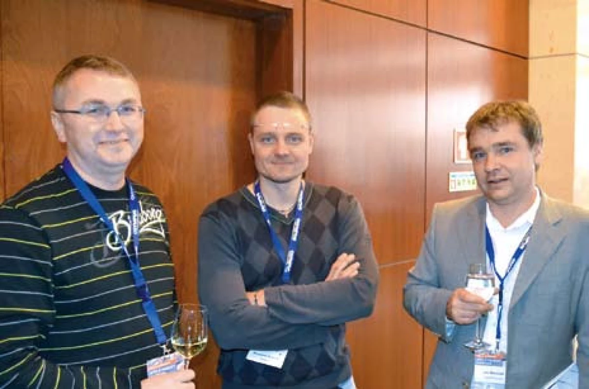 Doc. Martínek se slovenskými přáteli (dr. Kunčak a dr. Csontos).
Fig. 2. Ass. Prof. Martinek with friends from Slovakia (dr. Kunčak and dr. Csontos).