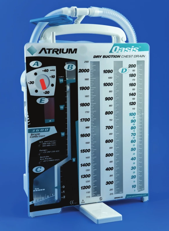 Krabicový systém pro hrudní sání (zde Atrium Oasis ™)
Fig. 6: Water seal box system (Atrium Oasis™ in this case)