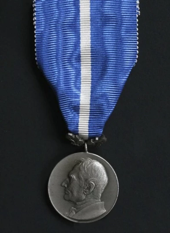 Medaile Jana Evangelisty Purkyně – líc