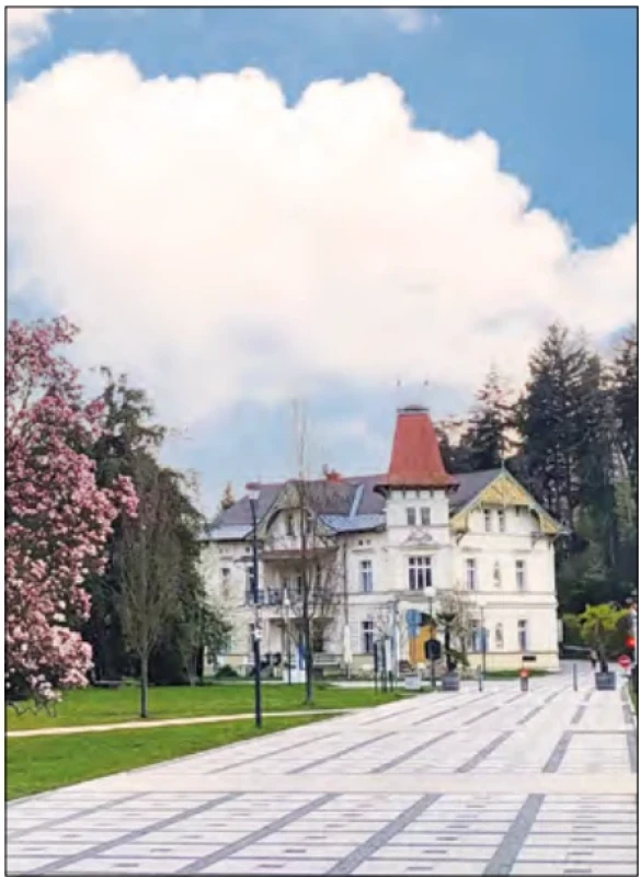  – Účastníci kongresu ve volných chvílích vyráželi na vycházky po Luhačovicích...