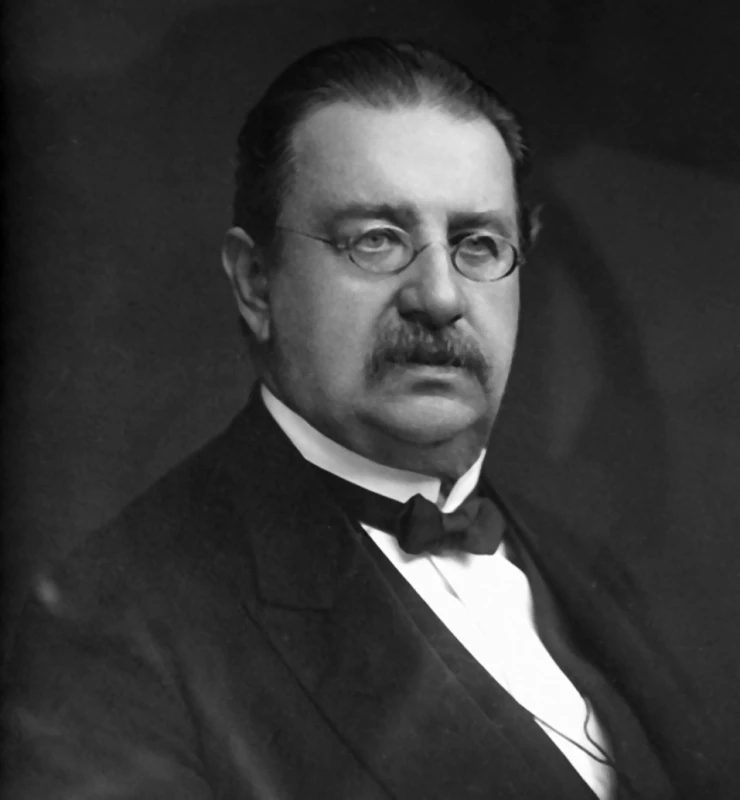 Prof. Vítězslav Janovský.
