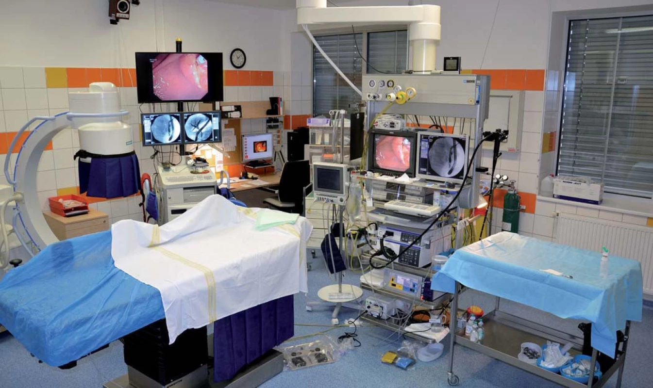 II. interní gastroenterologická klinika. Vyšetřovna ERCP.
Fig.1. 2<sup>nd</sup> Department of Internal Medicine – Gastroenterology. ERCP room.