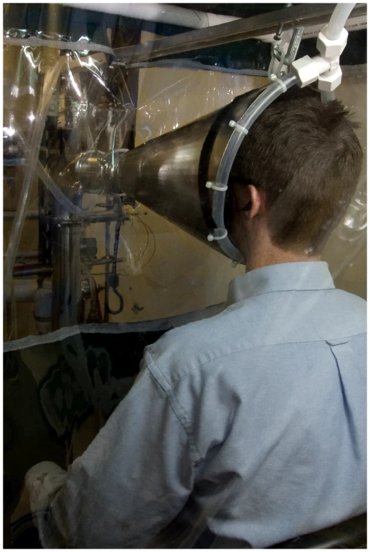 Exhaled breath collection system.