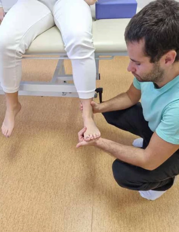Talar tilt test 