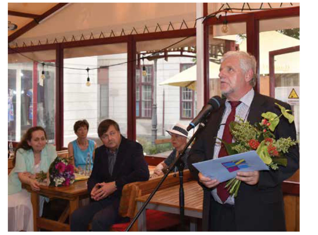 Cenu Josefa Hlávky za vědeckou literaturu v oblasti lékařských věd získal prof.
MUDr. Zdeněk Krška, DrSc. a kolektiv za knihu Onemocnění slinivky břišní (foto RNDr. Jindřich
Nosek, Ph.D.)