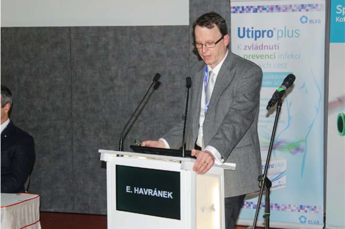 Doktor Erik Havranek
prezentuje novinky z BAUS 2018<br>
Fig. 3. Doctor Erik Havranek
giving a report from BAUS 2018