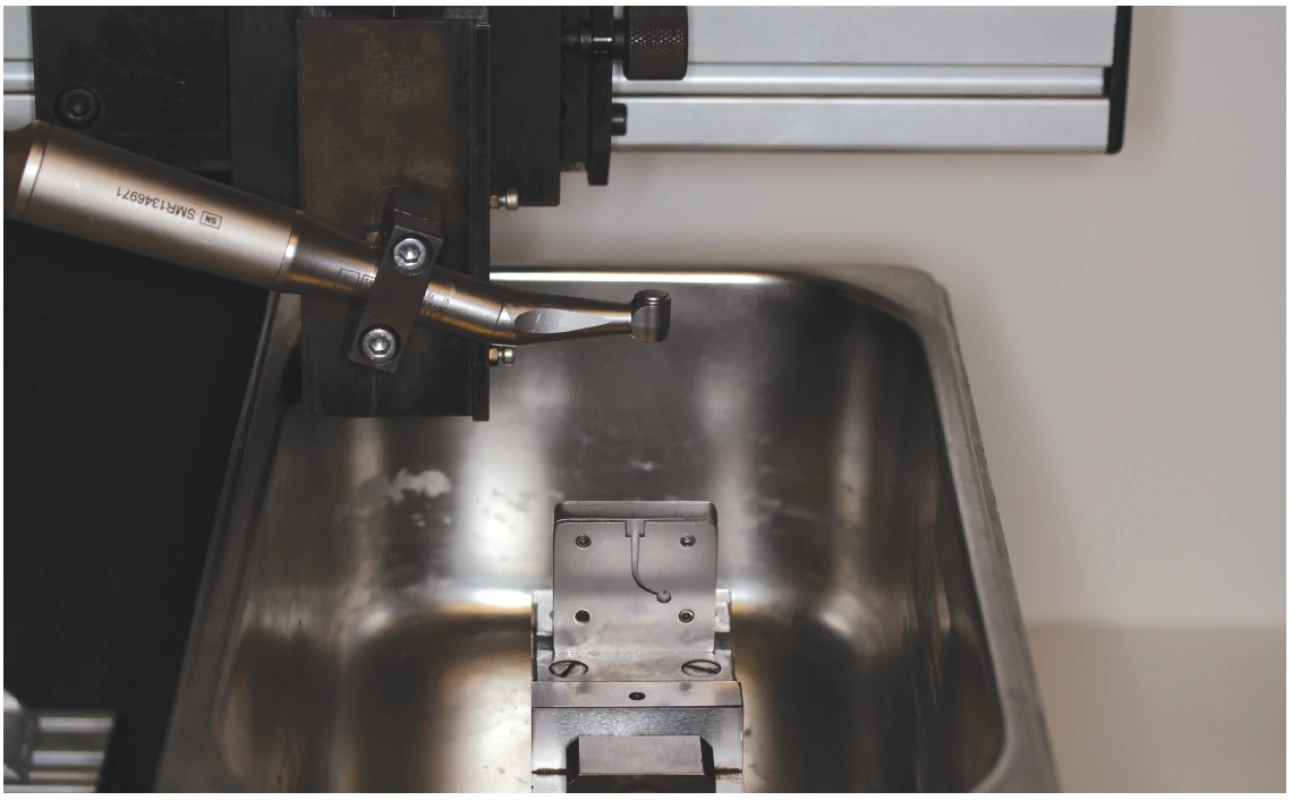 Detail testovacího zařízení<br>
Fig. 1<br>
Detail of test equipment