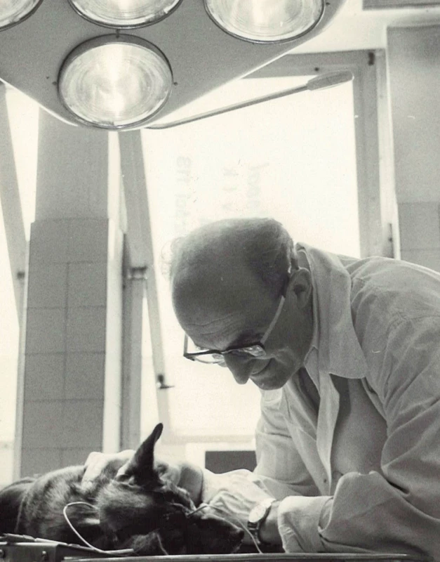 Prof. MUDr. Jaroslav Počta, CSc. (1923–2006)
(fotografie z rodinného archivu)