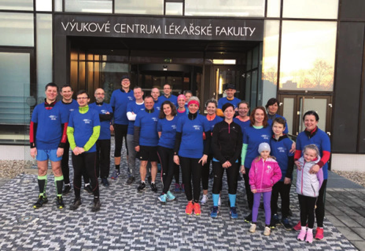 část účastníků běhu proti kolorektálnímu karcinomu.
Fig. 1. The run against colorectal cancer participants