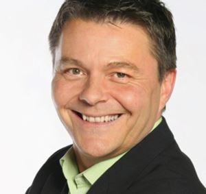 Nigel_zubní_kaz