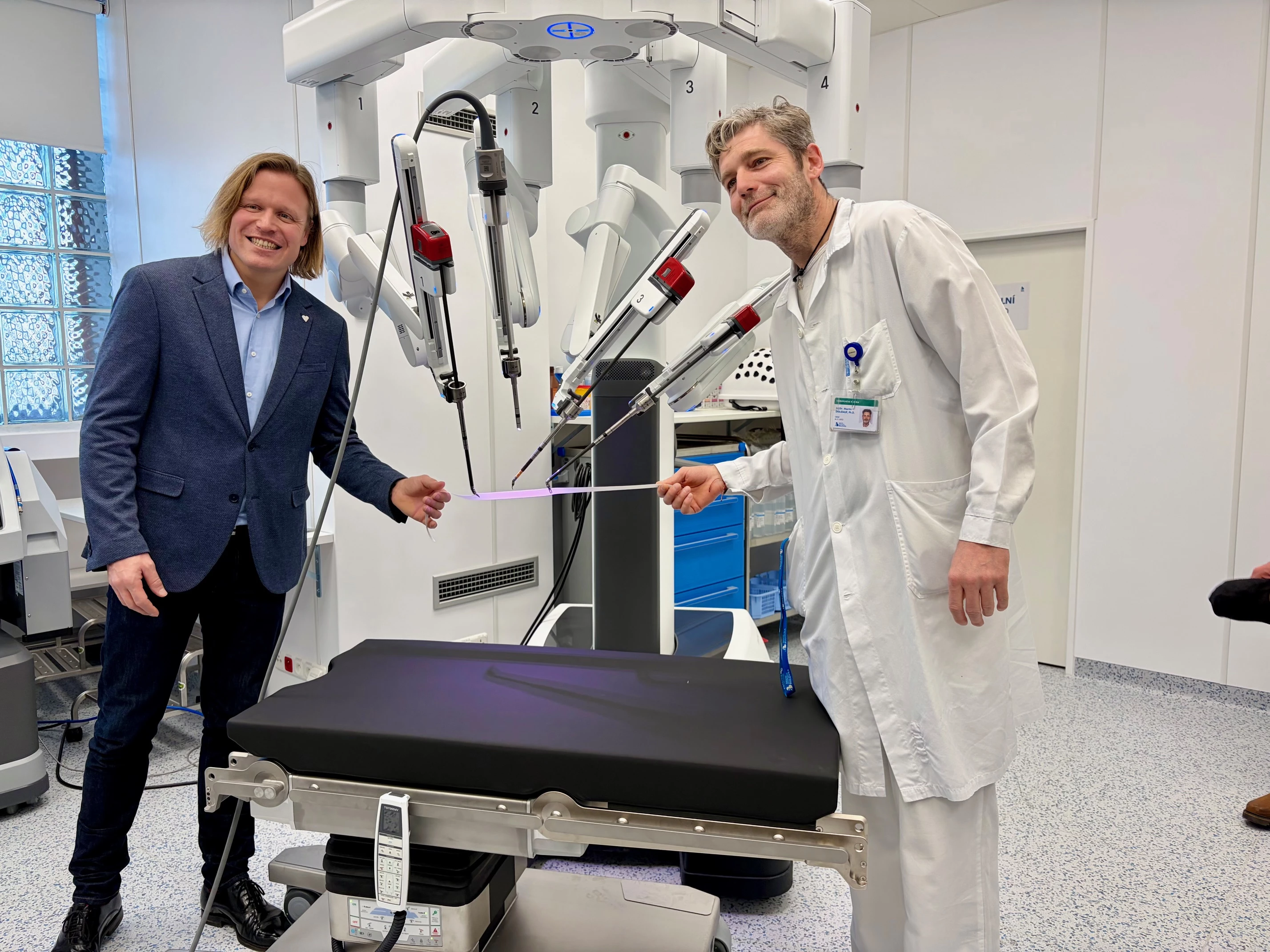 Nový robotický sál na Bulovce vysvětil nemocniční kaplan