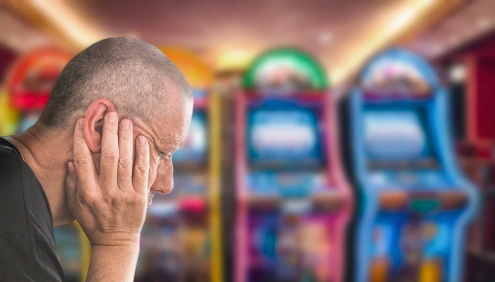 Jaké jsou souvislosti mezi gamblingem, depresí a pocity úniku při hře?