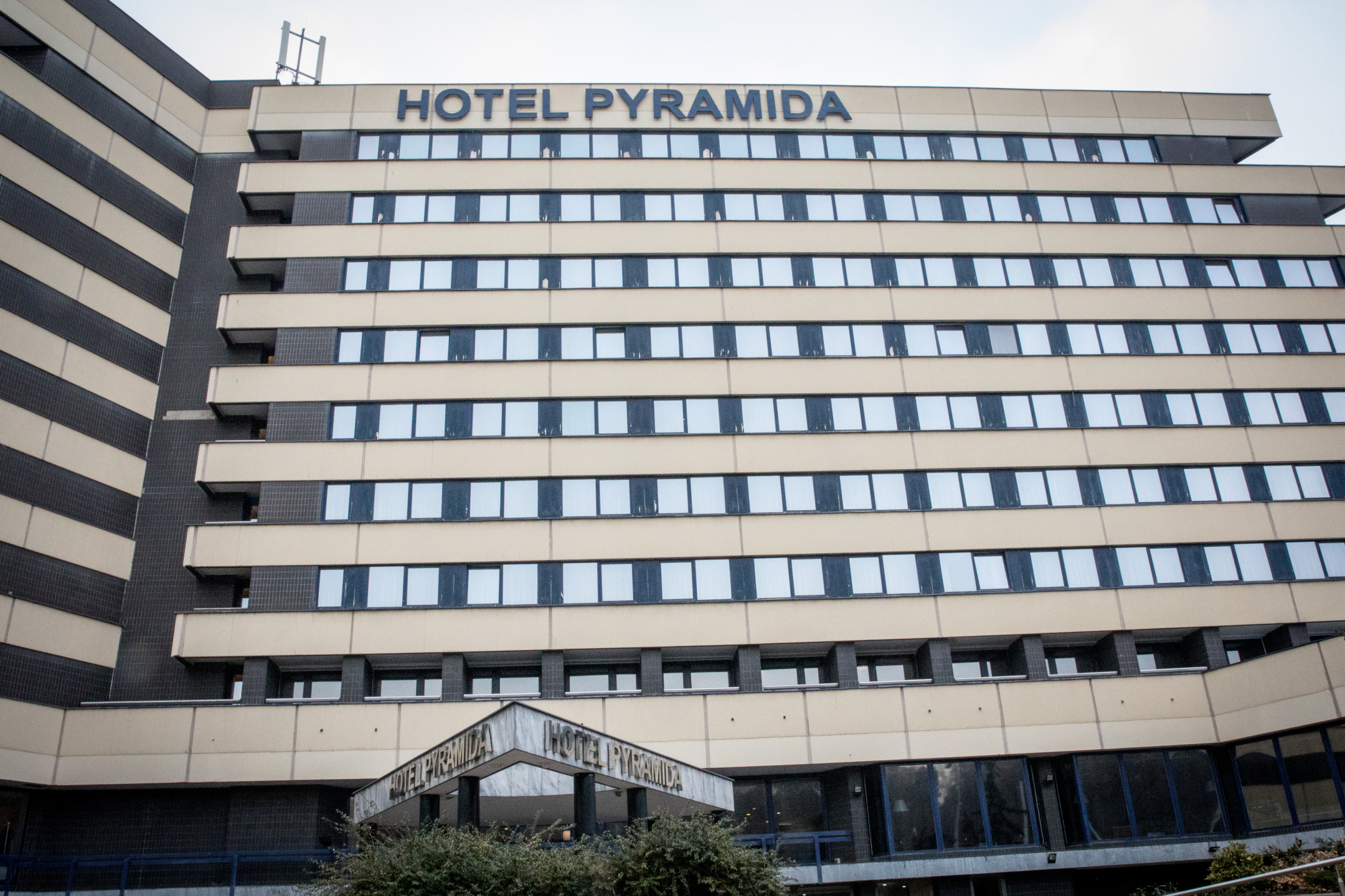 setkani_sester_pyramida