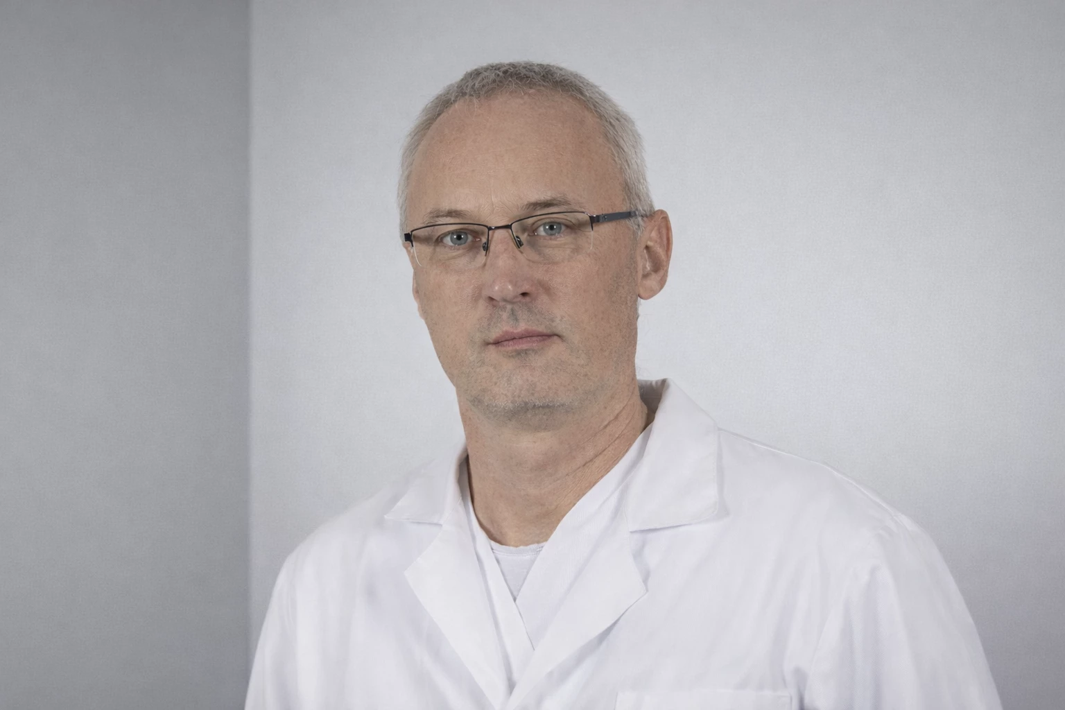 Osteoporóza v praxi: Kdy léčit v primární péči a kdy referovat do osteocentra?