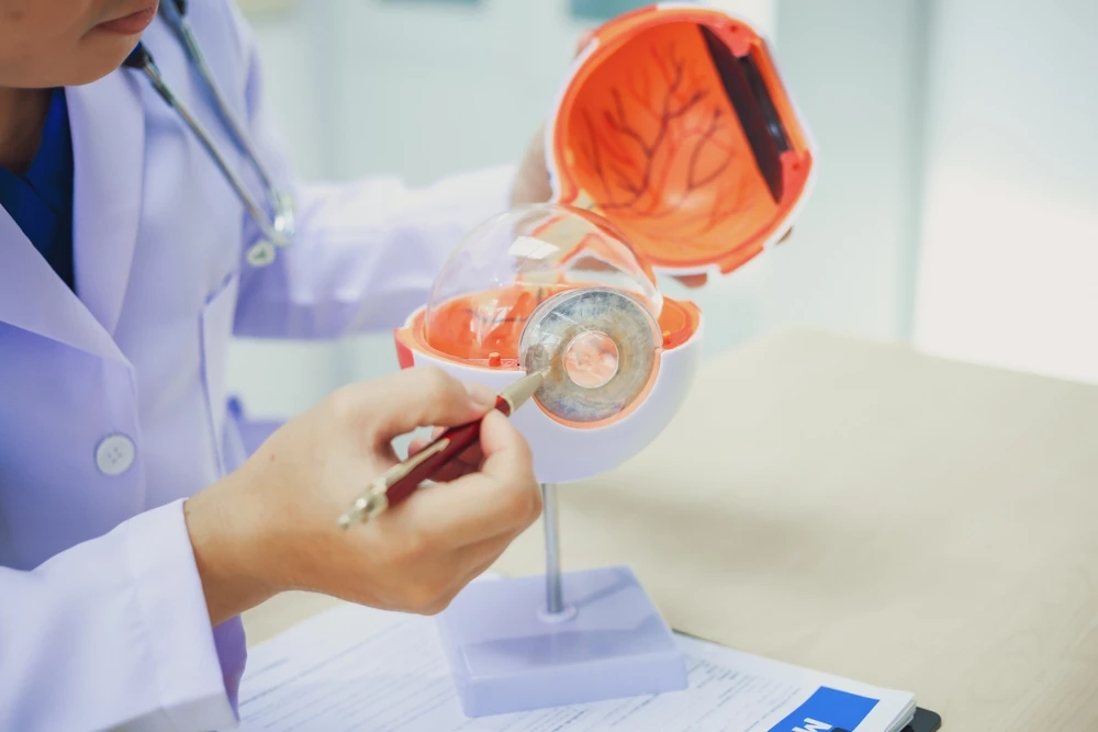 Fenofibrát v prevenci progrese diabetické retinopatie – od sekundárních analýz k důkazům ze studie LENS