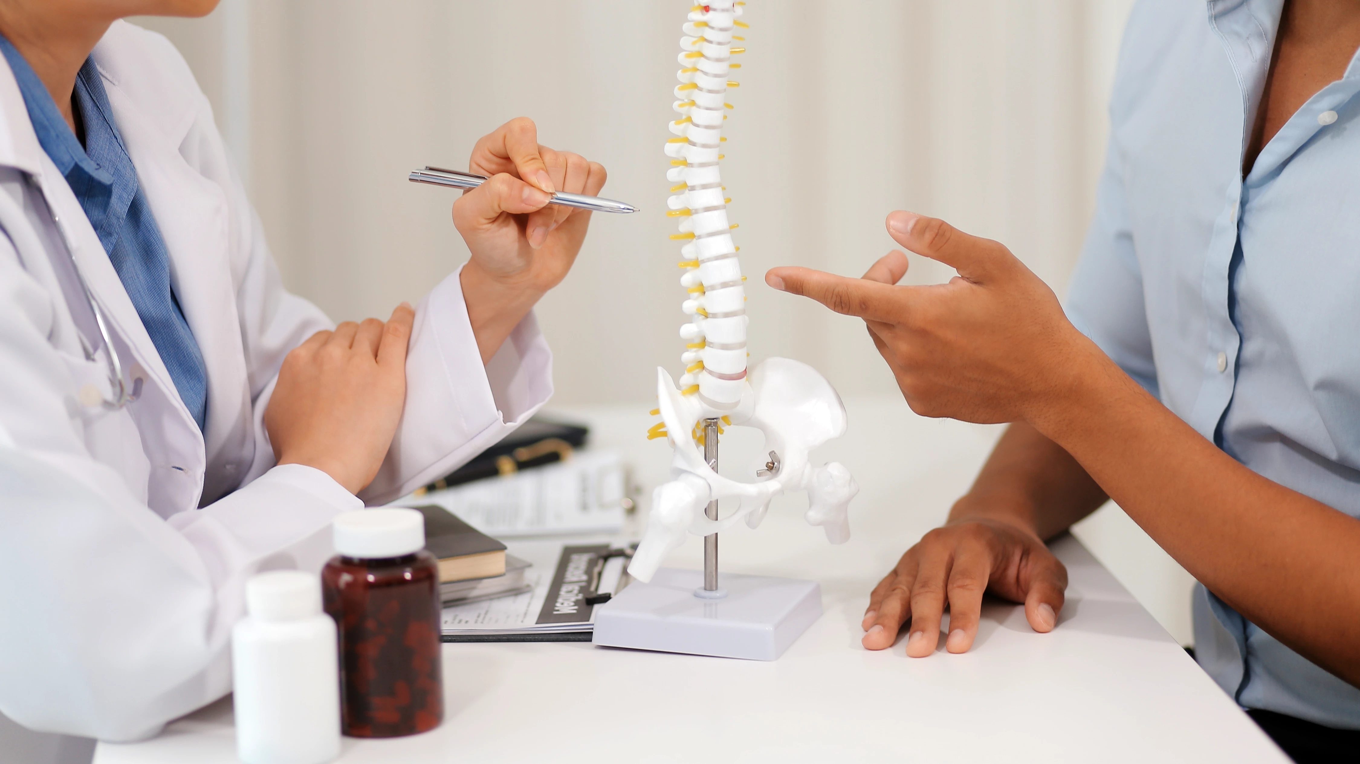 Primární prevence osteoporózy v kostce
