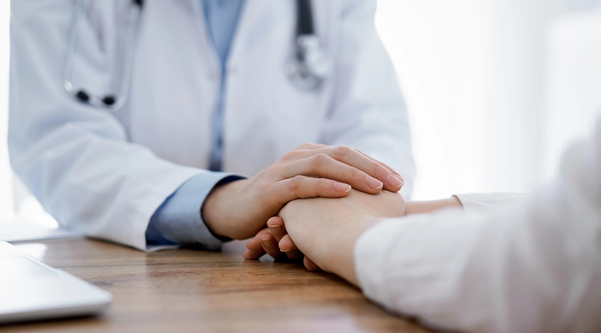 Na vlastní kůži – jak se osobní zkušenost lékaře s nemocí promítla do péče o jeho pacienty?